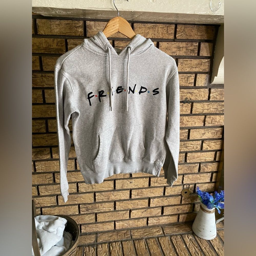 Friends pullover hoodie‎